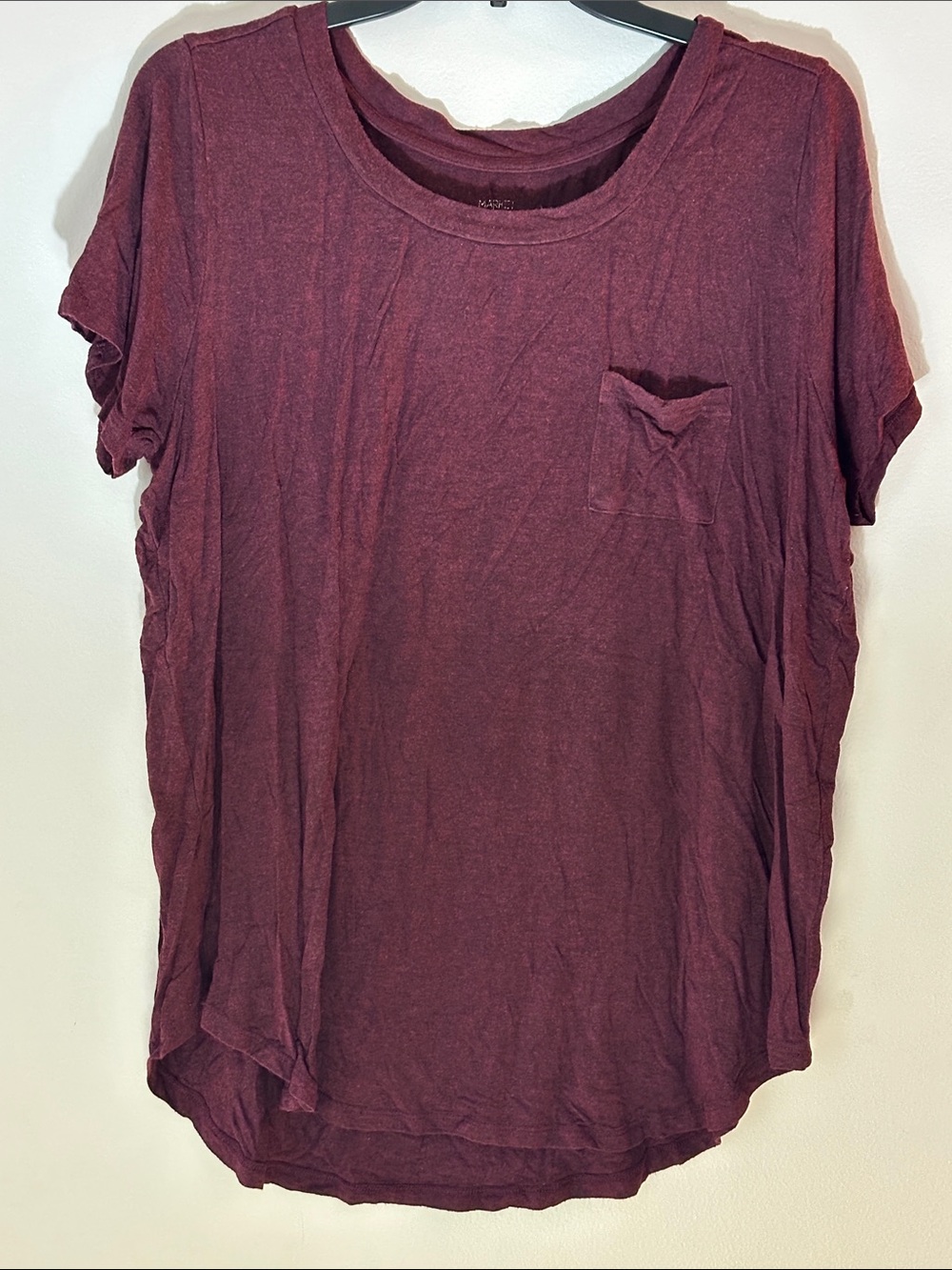 Market & Spruce Short Sleeve Pocket Tee in Burgundy Plum
